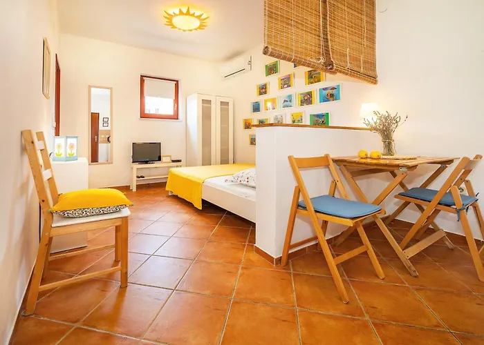 Apartments Edo With Terrace